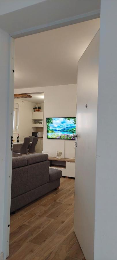 Apartment Ma Mi Trogir Eksteriør billede