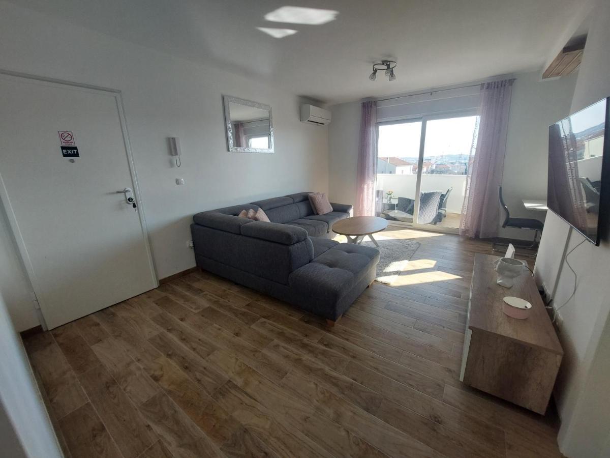 Apartment Ma Mi Trogir Eksteriør billede
